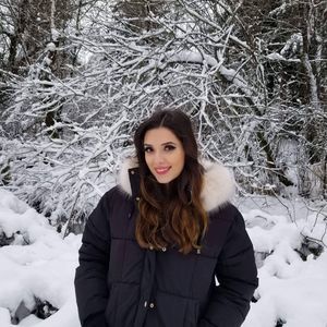 Meet your Posher, Christy